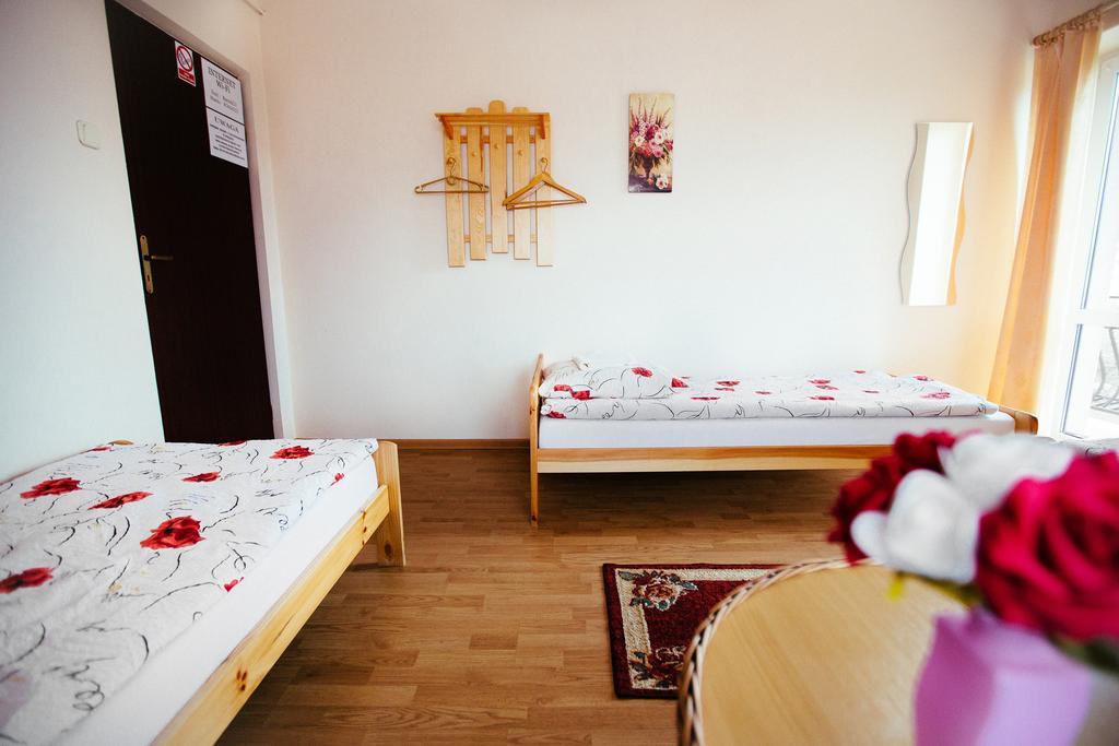 Tanie Noclegi 2 Kielce Esterno foto