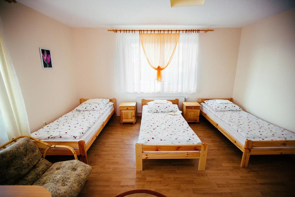 Tanie Noclegi 2 Kielce Esterno foto